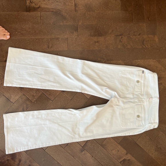 Alice and Olivia white jeans: New - Picture 2 of 4